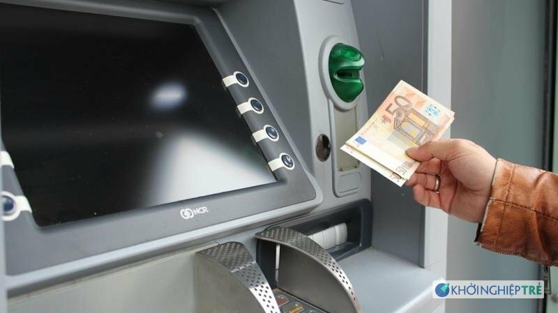 Ý Tưởng Khởi Nghiệp Từ Mùa Dịch Covid-19 Với Sáng Kiến Atm Khử Khuẩn Tiền Mặt